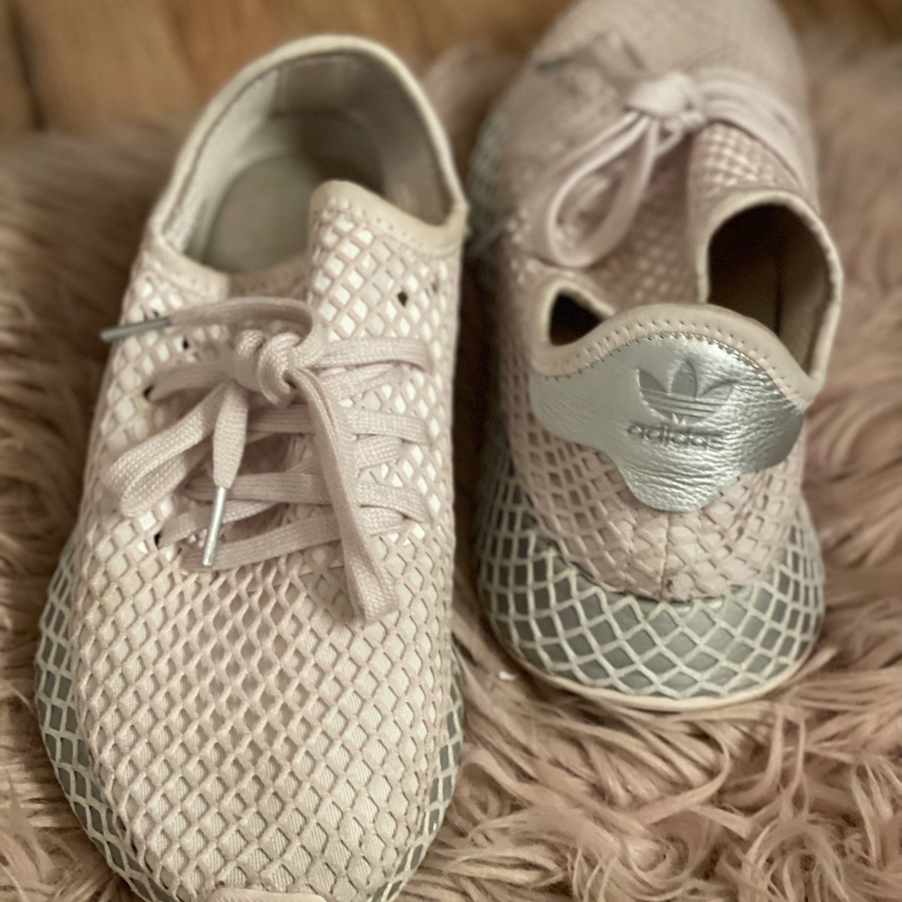 Adidas Sneakers